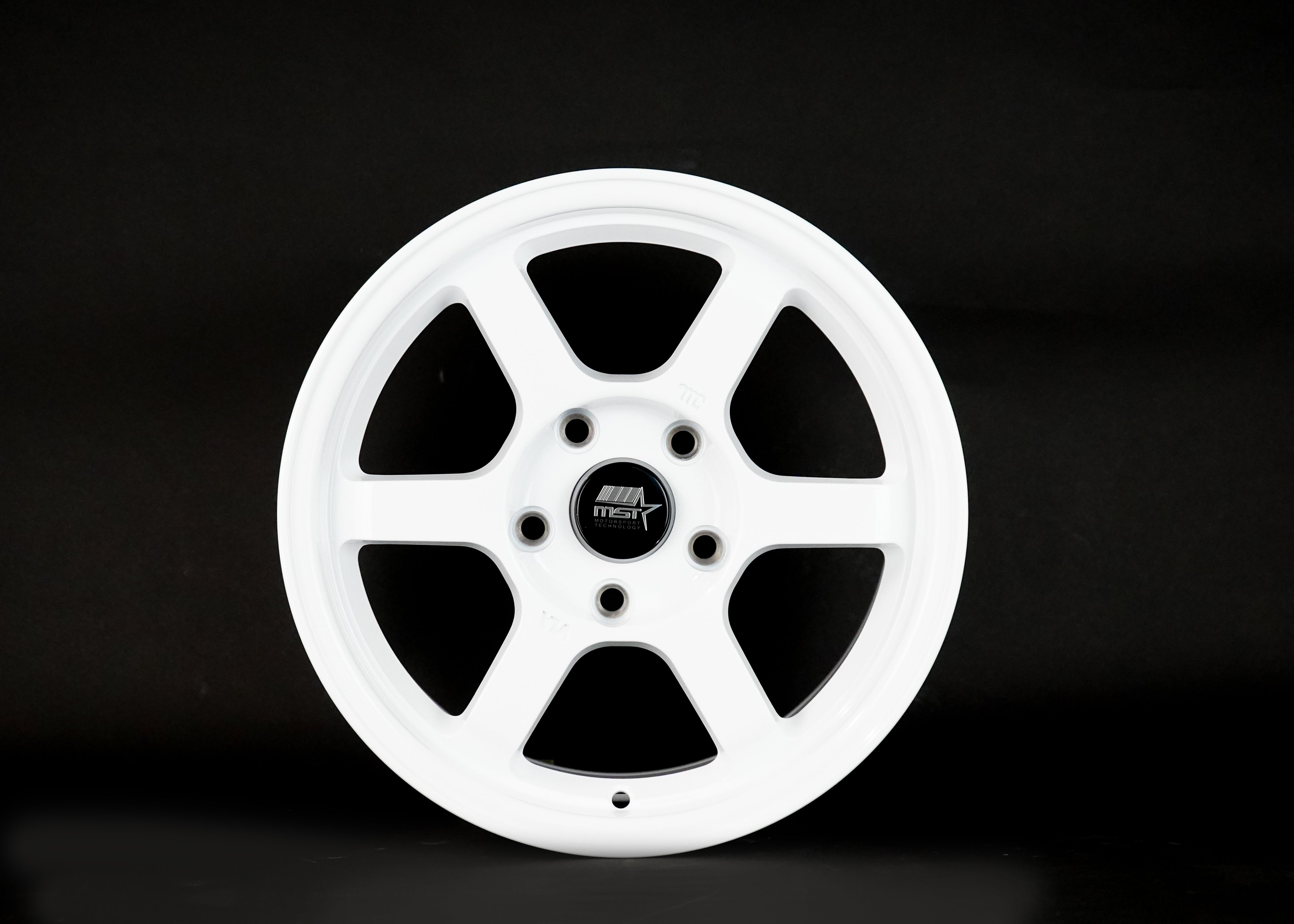Time Attack Glossy White 15x8.0 5x114.3 Offset +35 | MST Wheels Time Attack Glossy White 15x8.0 5x114.3 Offset +35 | MST Wheels