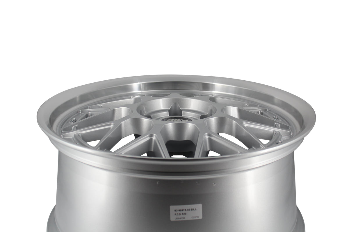 MT03 19x9.5 +35 Silver w/ Machined Lip
