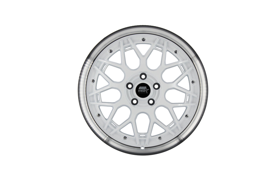MT03 - White w/ Machined Lip - 19x8.5 5x114.3 Offset +35