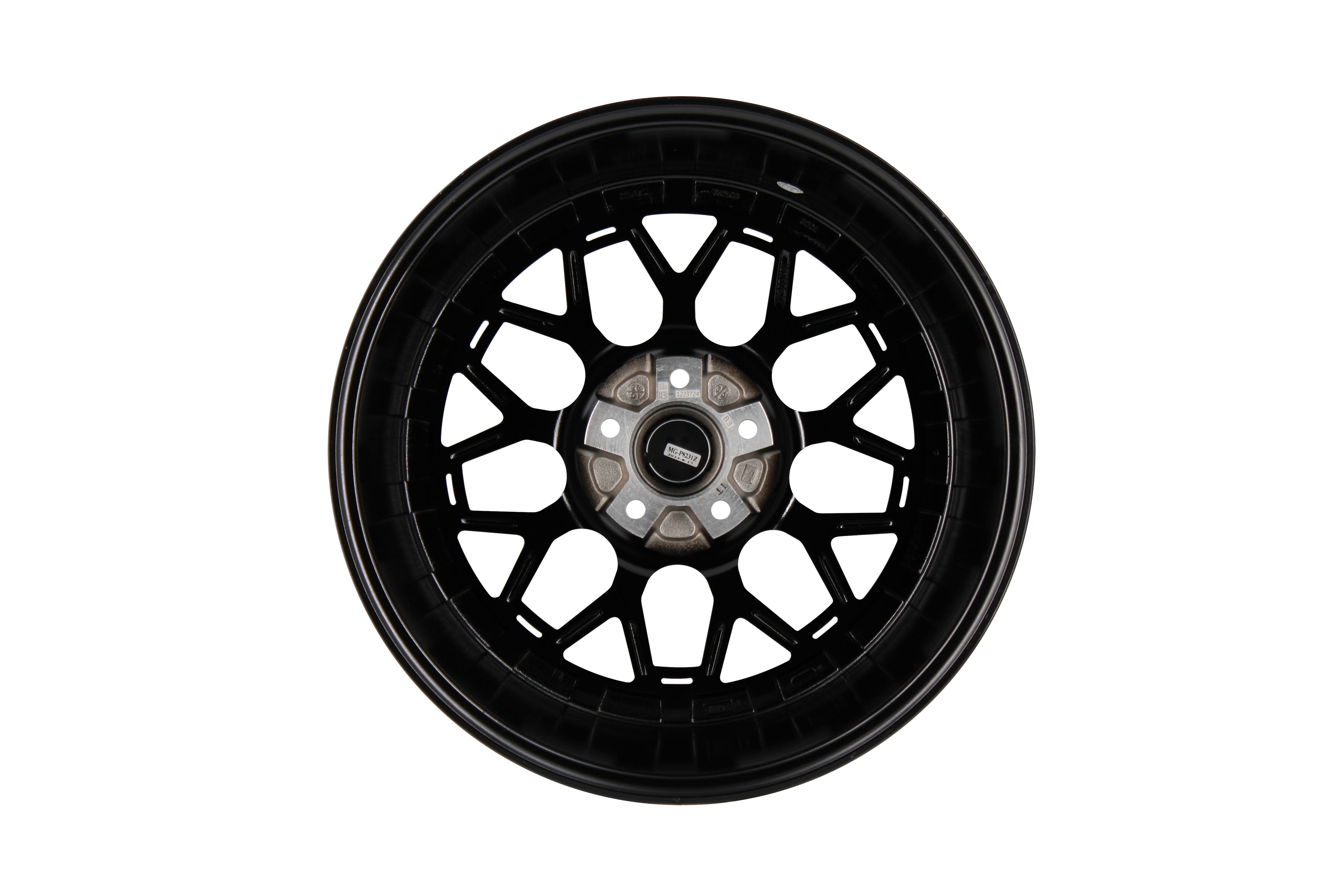 MT03 19x9.5 +35 Black w/ Machined Lip