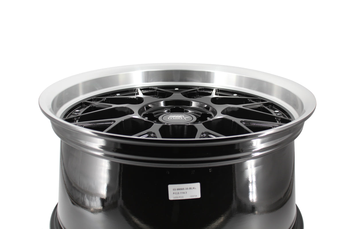 MT03 19x9.5 +35 Black w/ Machined Lip