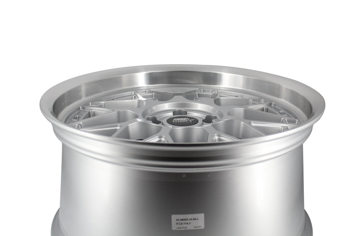 MT03 19x9.5 +35 Silver w/ Machined Lip