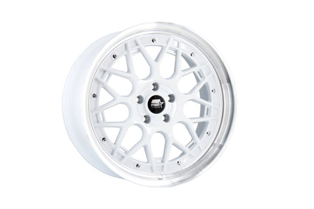 MT03 19x9.5 +35 White w/ Machined Lip