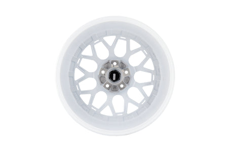 MT03 19x9.5 +35 White w/ Machined Lip