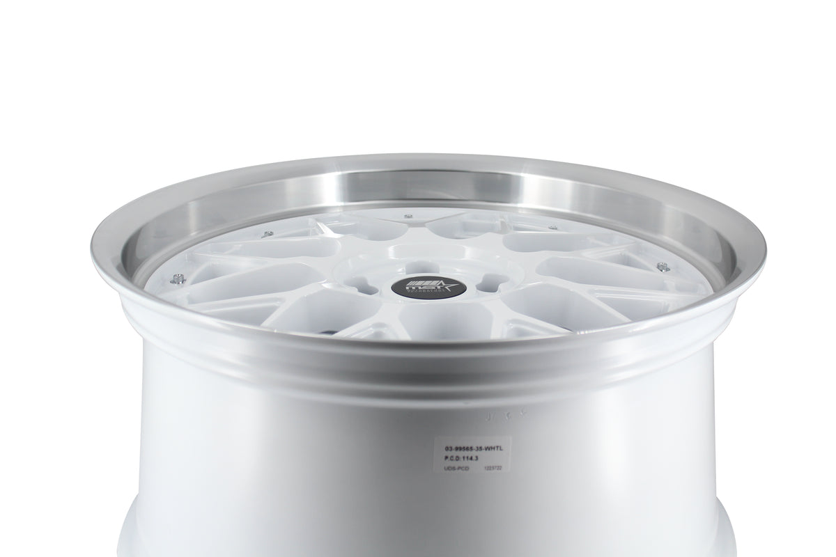 MT03 19x9.5 +35 White w/ Machined Lip