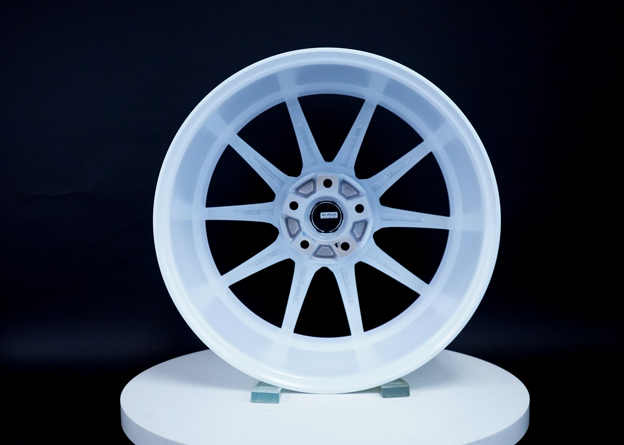 Delta Alabaster White 18x8.5 5x114.3 Offset +35 | MST Wheels