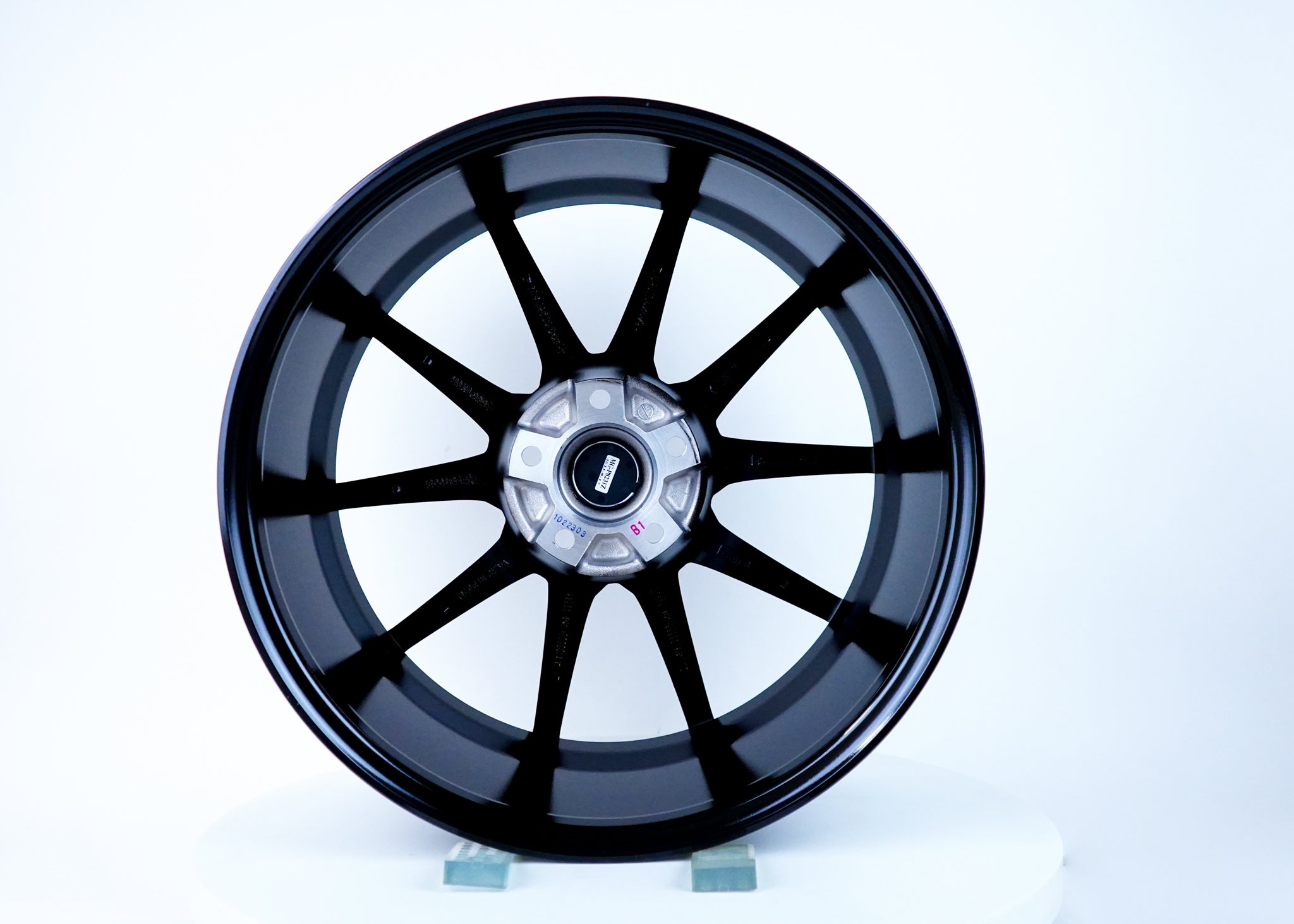 Delta Glossy Black 18x8.5 5x114.3 Offset +35 | MST Wheels – MSTWheels