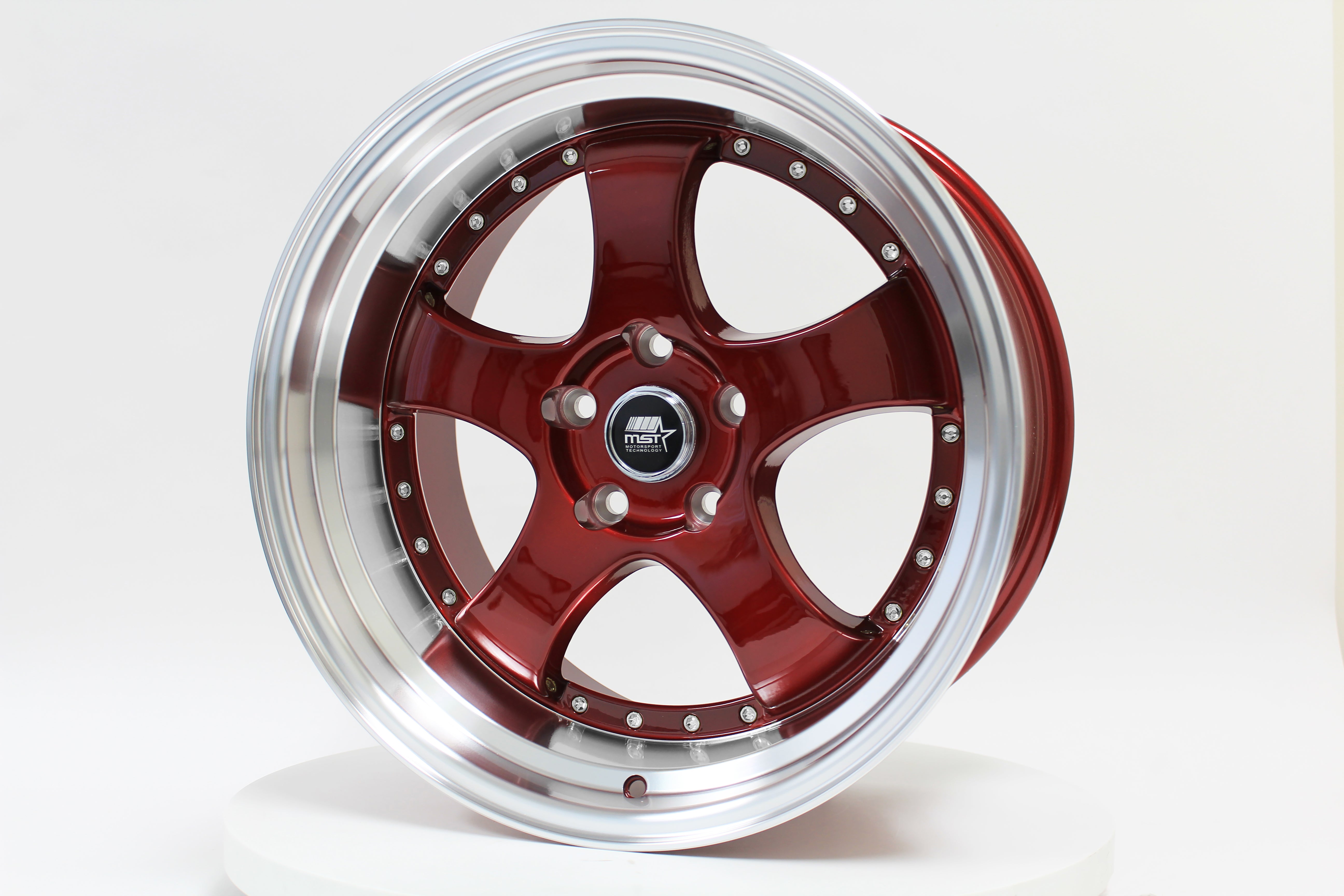 MT07 Candy Red w/Machined Lip 18x9.5 5x114.3 Offset +20 | MST