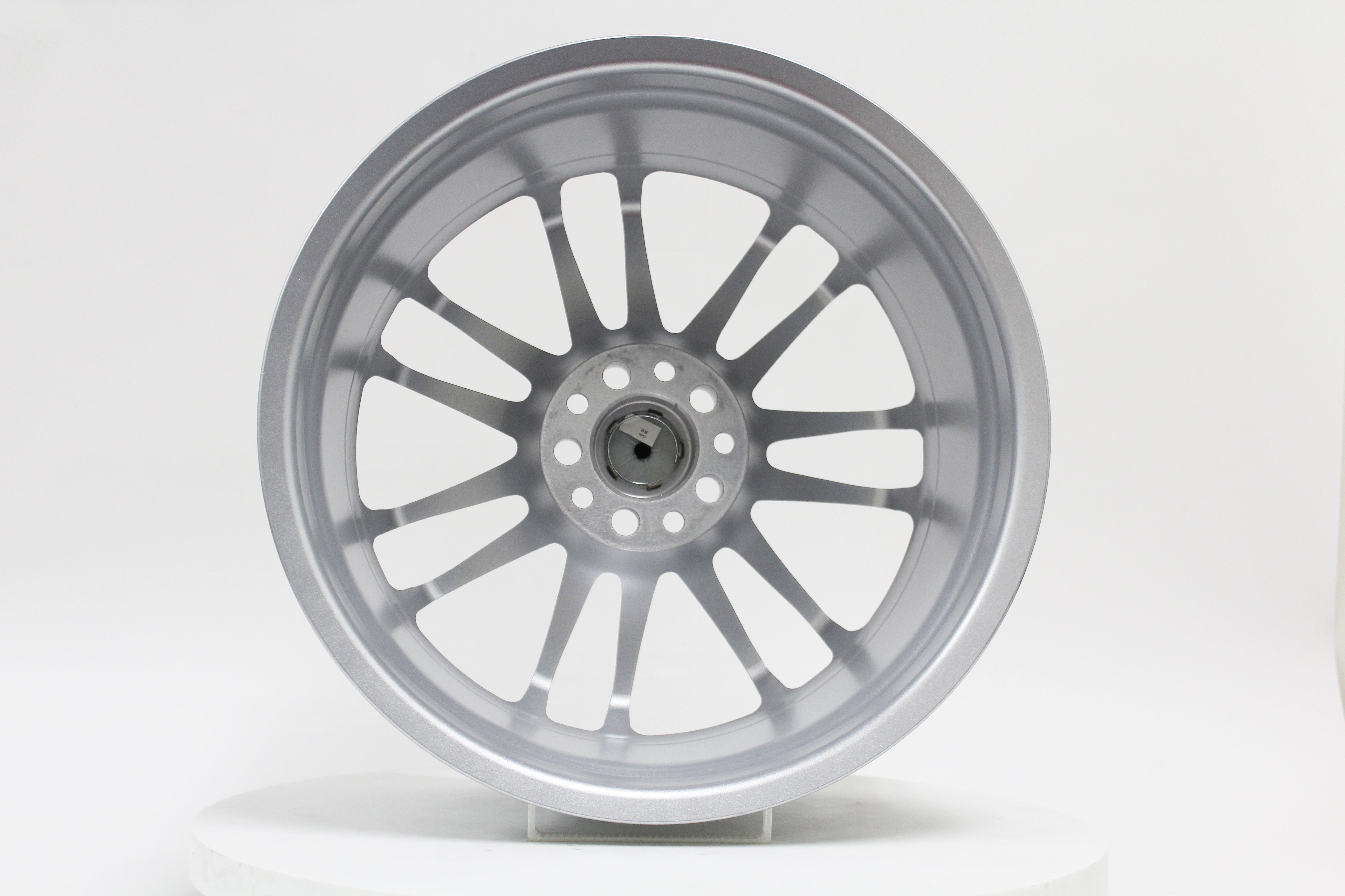 MT45 - Glossy Silver - 18X9.5 5X114.3 Offset +38 – MSTWheels